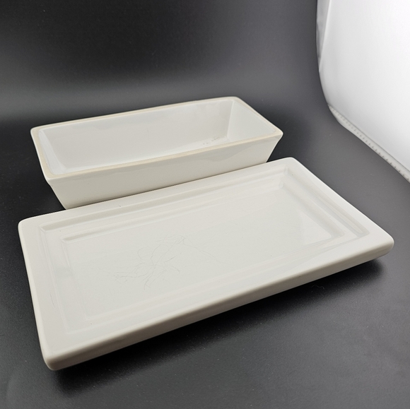 Butter Dish - Picture 2 of 4